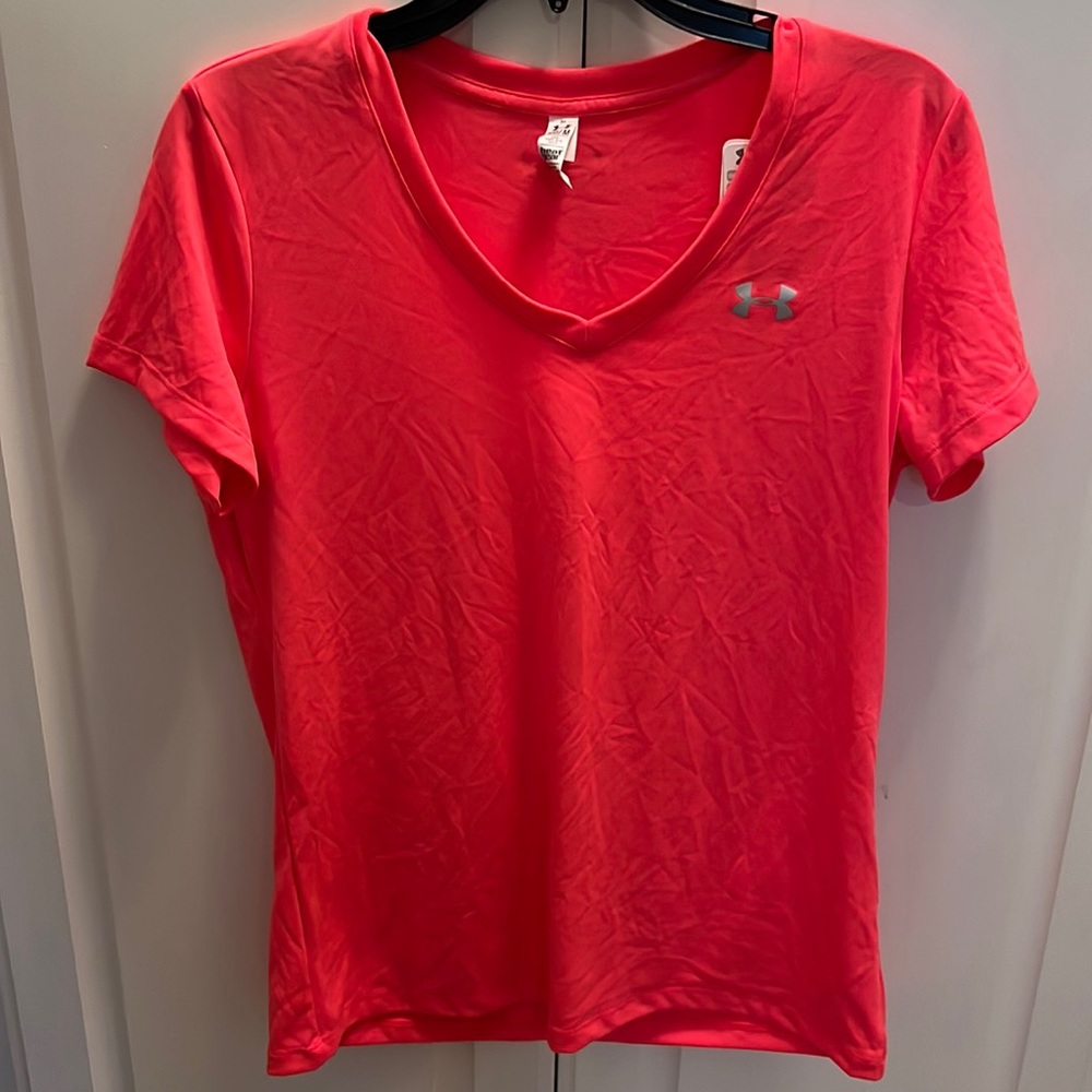 NWT Under Armour Coral Pink Medium Shirt
